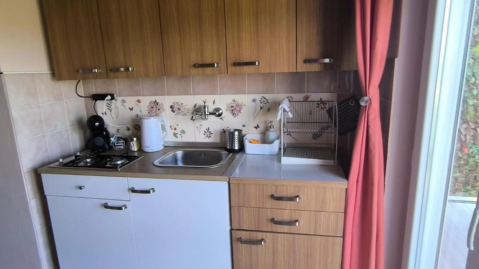 Panoramic view studio Palit 0*,