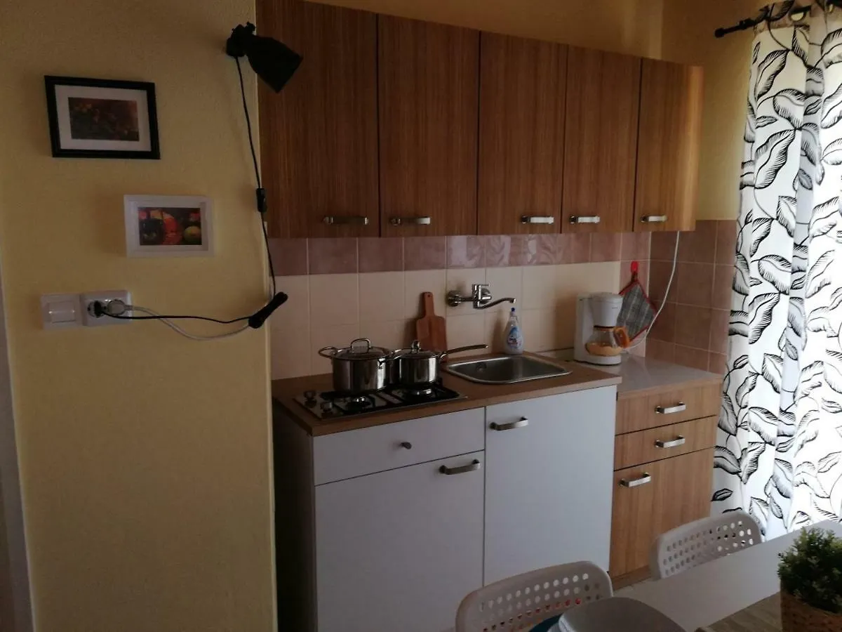Panoramic view studio Palit 0*,  Croaţia